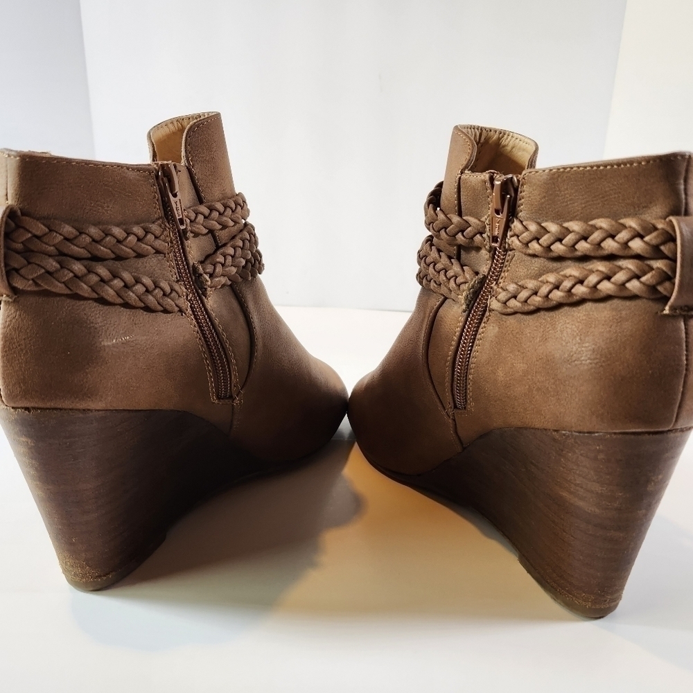 CATO Women's 11W Brown Peep Toe Side Zip Wedge Ankle Booties Brown - Picture 8 of 12